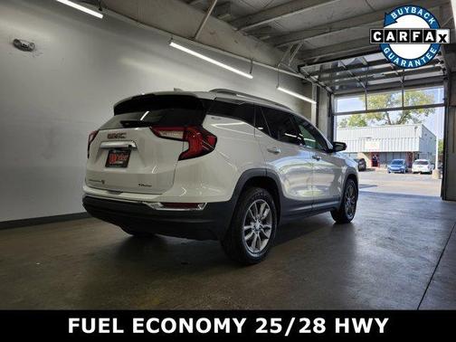 2022 GMC Terrain SLT