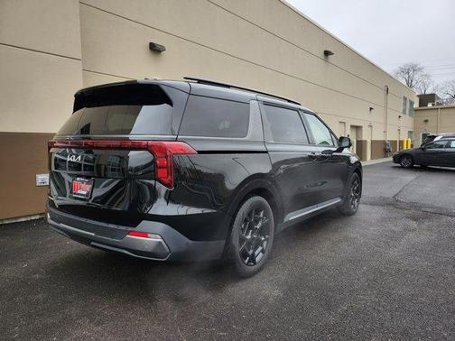 2025 Kia Carnival SX