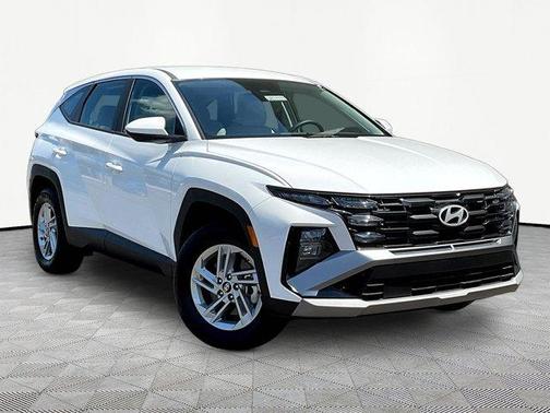 Serenity White Pearl 2026 Hyundai TUCSON SE