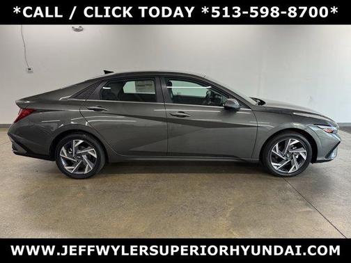 2025 Hyundai ELANTRA HEV Limited
