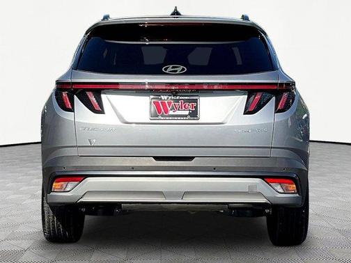 Shimmering Silver 2025 Hyundai TUCSON Hybrid Limited