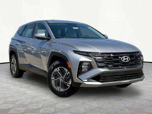 Shimmering Silver 2026 Hyundai TUCSON Hybrid Blue SE
