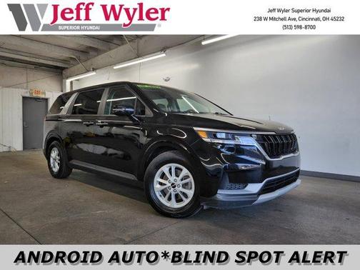 2022 Kia Carnival LXS