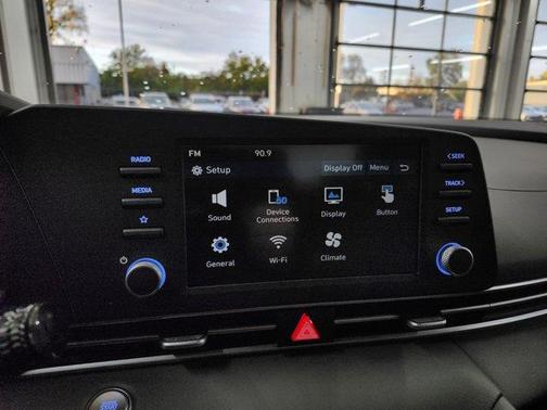 2026 Hyundai ELANTRA SEL