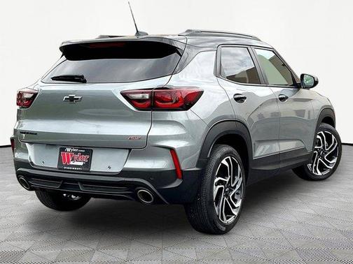 Sterling Gray Metallic 2025 Chevrolet Trailblazer RS