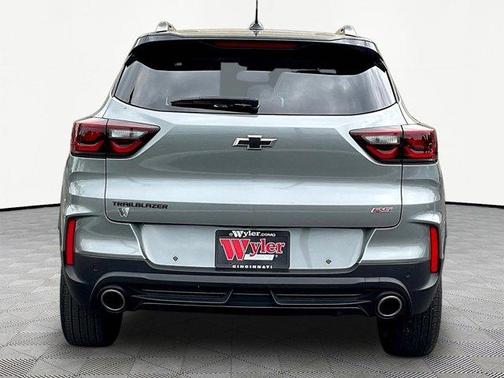 Sterling Gray Metallic 2025 Chevrolet Trailblazer RS