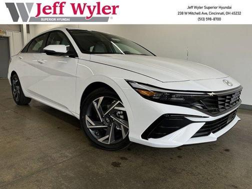 2025 Hyundai ELANTRA Limited