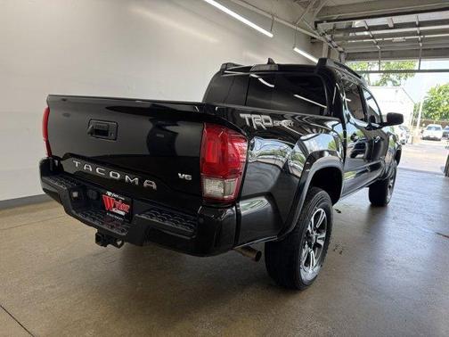2017 Toyota Tacoma TRD Sport