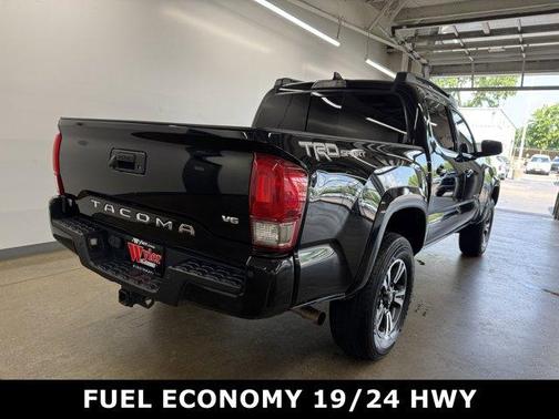 2017 Toyota Tacoma TRD Sport
