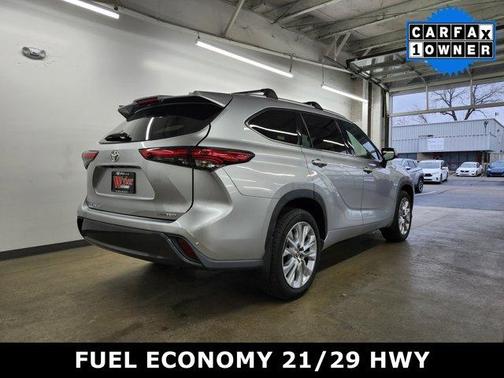 2022 Toyota Highlander Limited