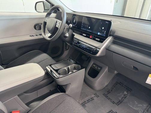 2025 Hyundai IONIQ 5 SE