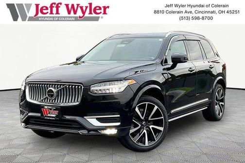 Onyx Black Metallic 2023 Volvo XC90 B6 Plus 7-Seater