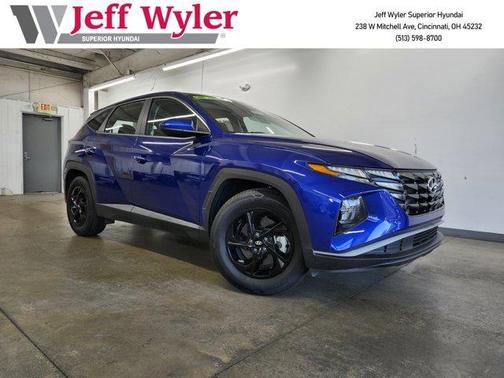 2022 Hyundai TUCSON SE