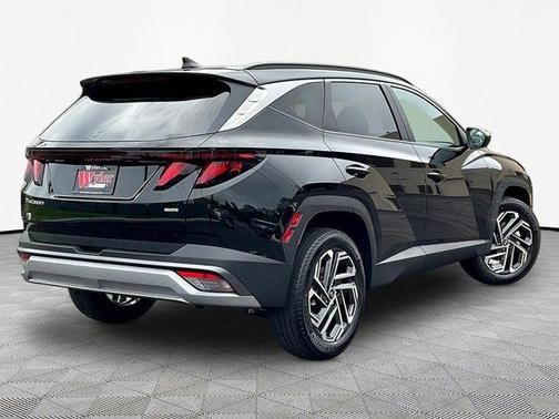 Phantom Black 2026 Hyundai TUCSON SEL