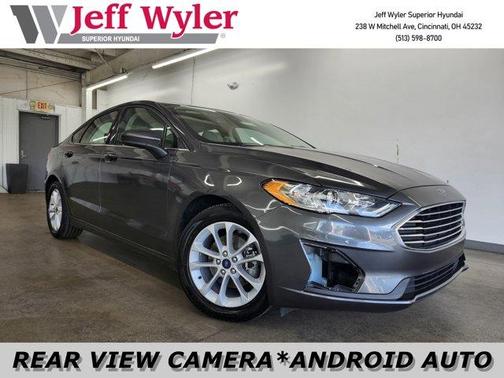 2020 Ford Fusion SE