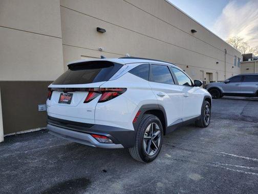2025 Hyundai TUCSON SEL