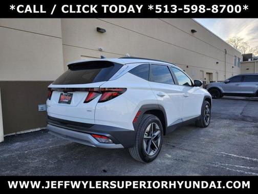 2025 Hyundai TUCSON SEL