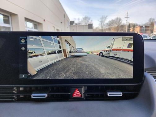 2026 Hyundai IONIQ 5 SE