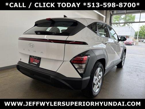 2024 Hyundai KONA SE