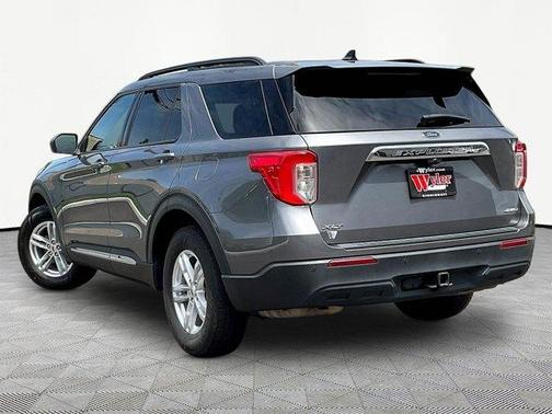 Gray Metallic 2022 Ford Explorer XLT