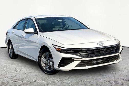 White 2026 Hyundai ELANTRA SE