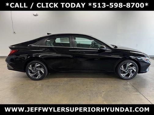 2025 Hyundai ELANTRA HEV Limited