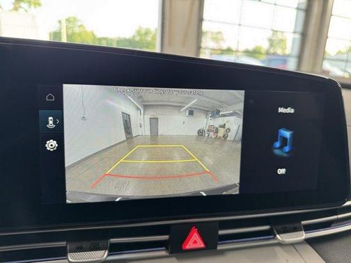 2025 Hyundai ELANTRA HEV Limited