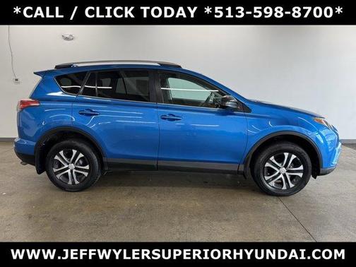 2016 Toyota RAV4 LE