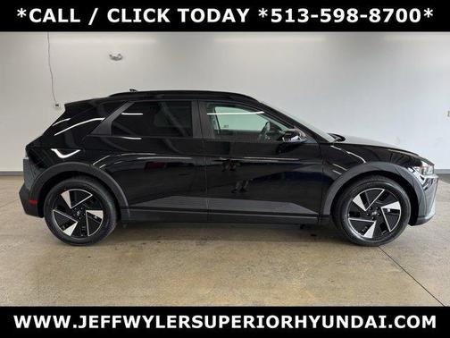 2025 Hyundai IONIQ 5 SEL