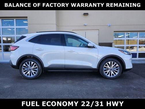 2022 Ford Escape Titanium