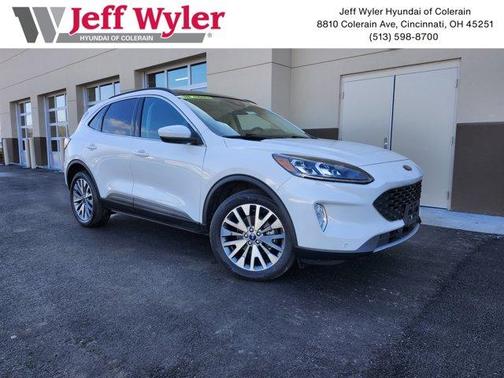 2022 Ford Escape Titanium