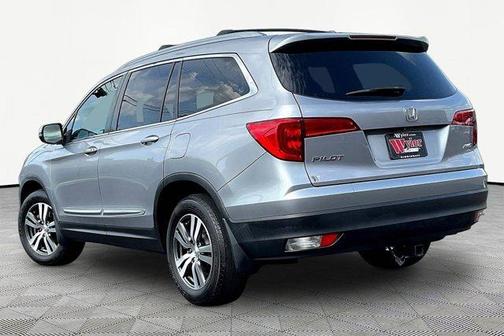 Lunar Silver Metallic 2018 Honda Pilot EX-L