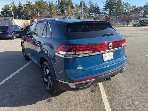 2025 Volkswagen Atlas Cross Sport 2.0T SEL