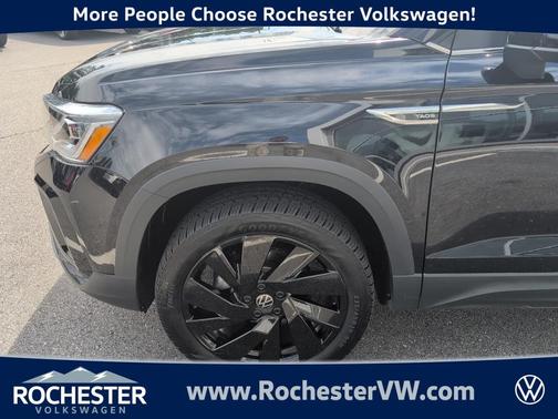 2024 Volkswagen Taos 1.5T SEL