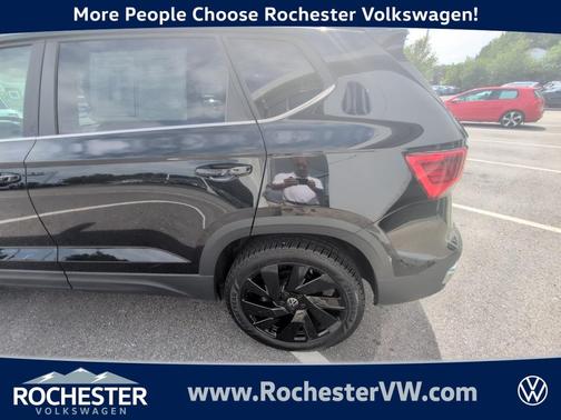 2024 Volkswagen Taos 1.5T SEL