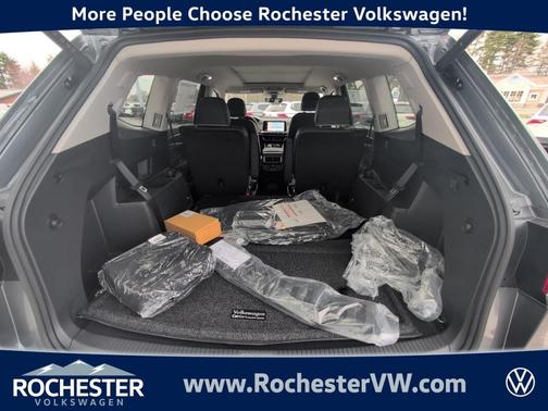 2025 Volkswagen Atlas 2.0T SEL Premium R-Line