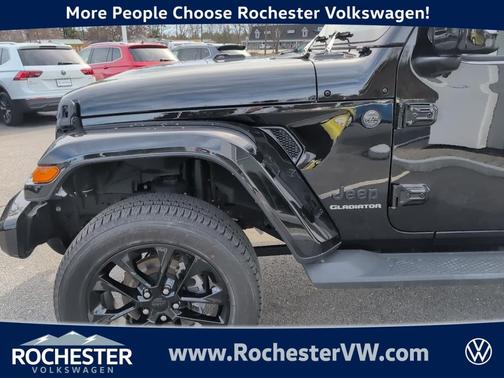 2022 Jeep Gladiator Overland