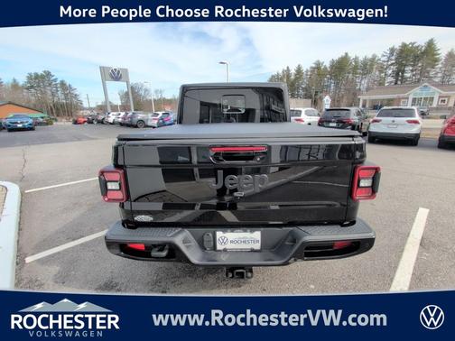 2022 Jeep Gladiator Overland