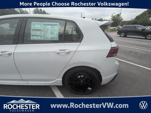 2025 Volkswagen Golf R 2.0T Black Edition