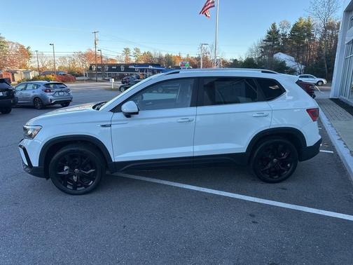 2022 Volkswagen Taos 1.5T SE