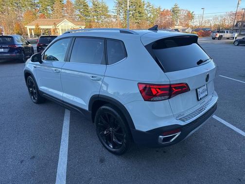 2022 Volkswagen Taos 1.5T SE