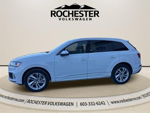 2023 Audi Q7 55 Premium Plus