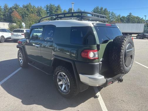 2014 Toyota FJ Cruiser Base