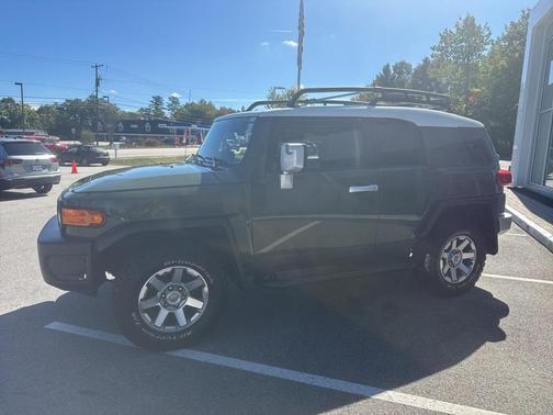 2014 Toyota FJ Cruiser Base