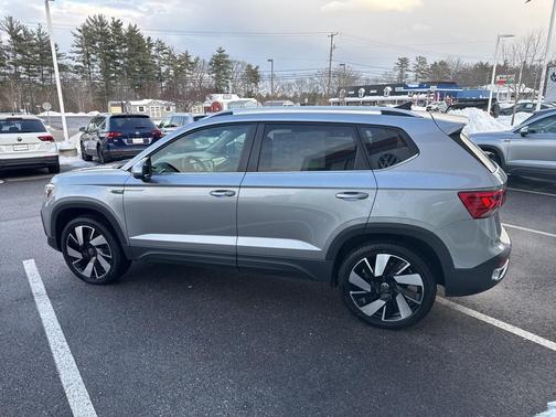 2023 Volkswagen Taos 1.5T SEL