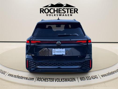 2026 Volkswagen Tiguan 2.0T SE R-Line Black