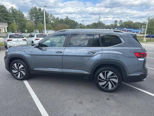 2025 Volkswagen Atlas 2.0T SEL