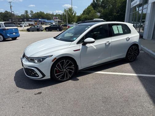 2024 Volkswagen Golf GTI 2.0T Autobahn