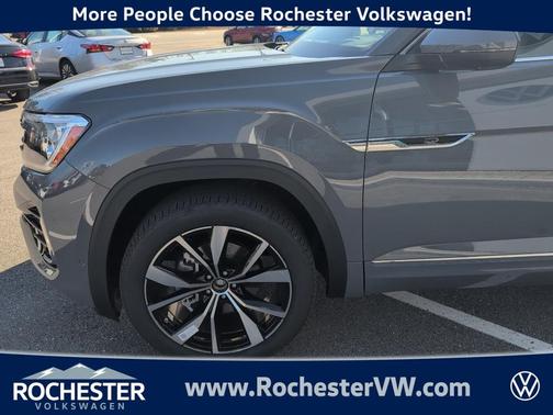 2025 Volkswagen Atlas 2.0T SEL Premium R-Line