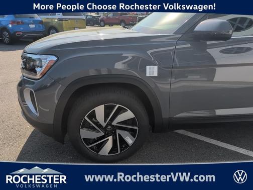 2025 Volkswagen Atlas 2.0T SE